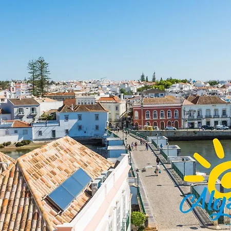 Yin House By Algartur Daire Tavira